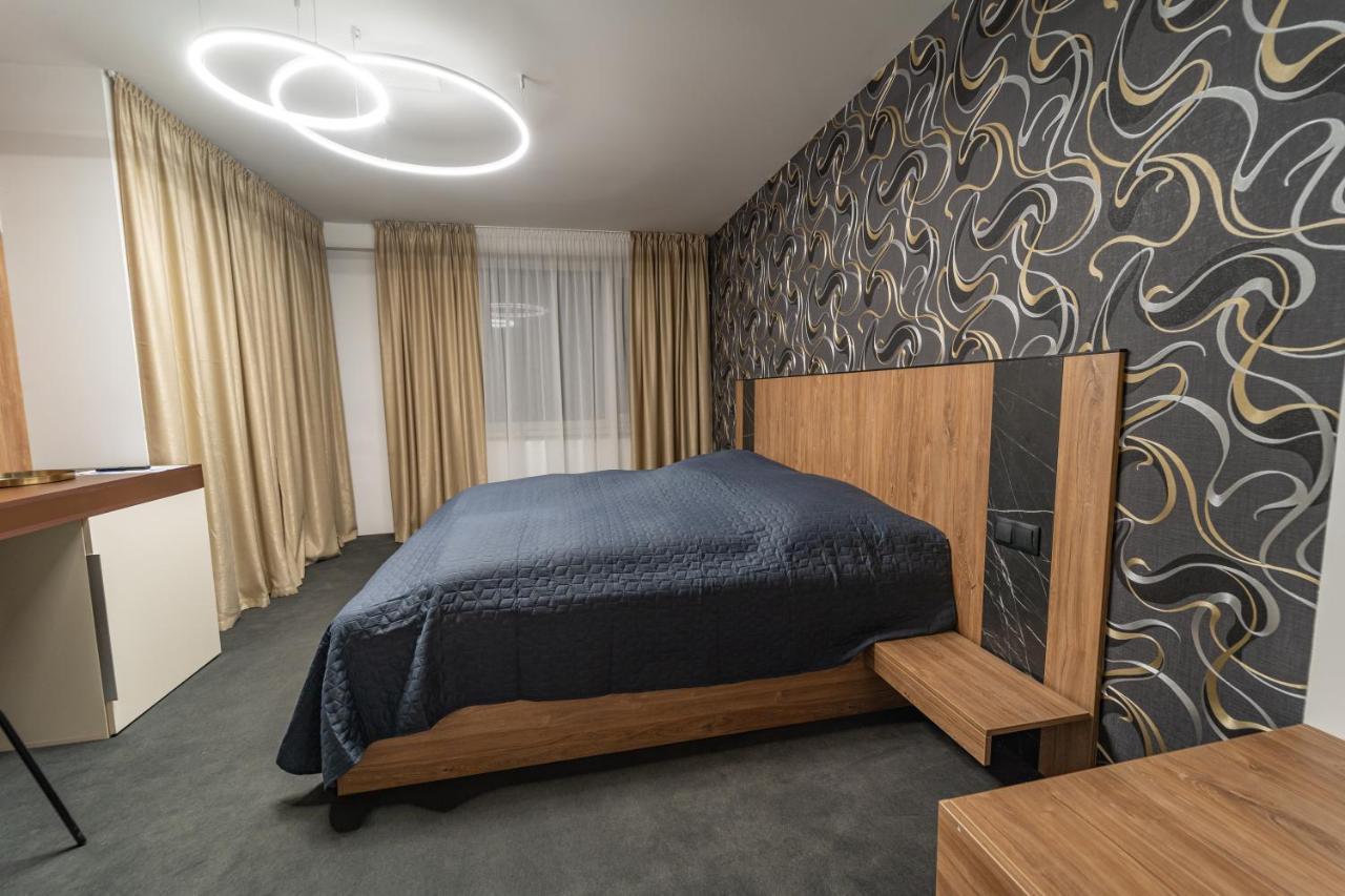 Hotel Zemplin Требишов Экстерьер фото